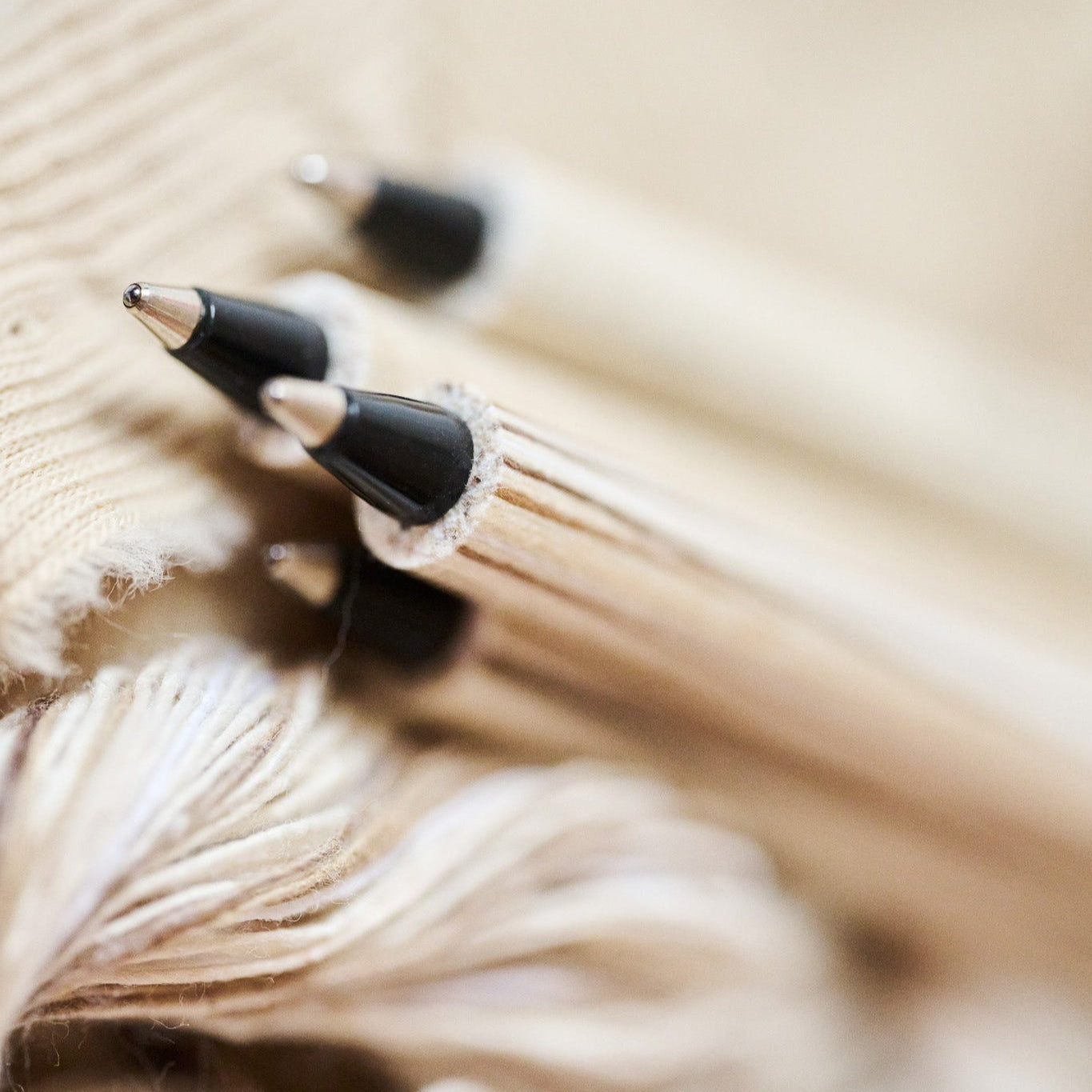 EASY PEN — NUDE
