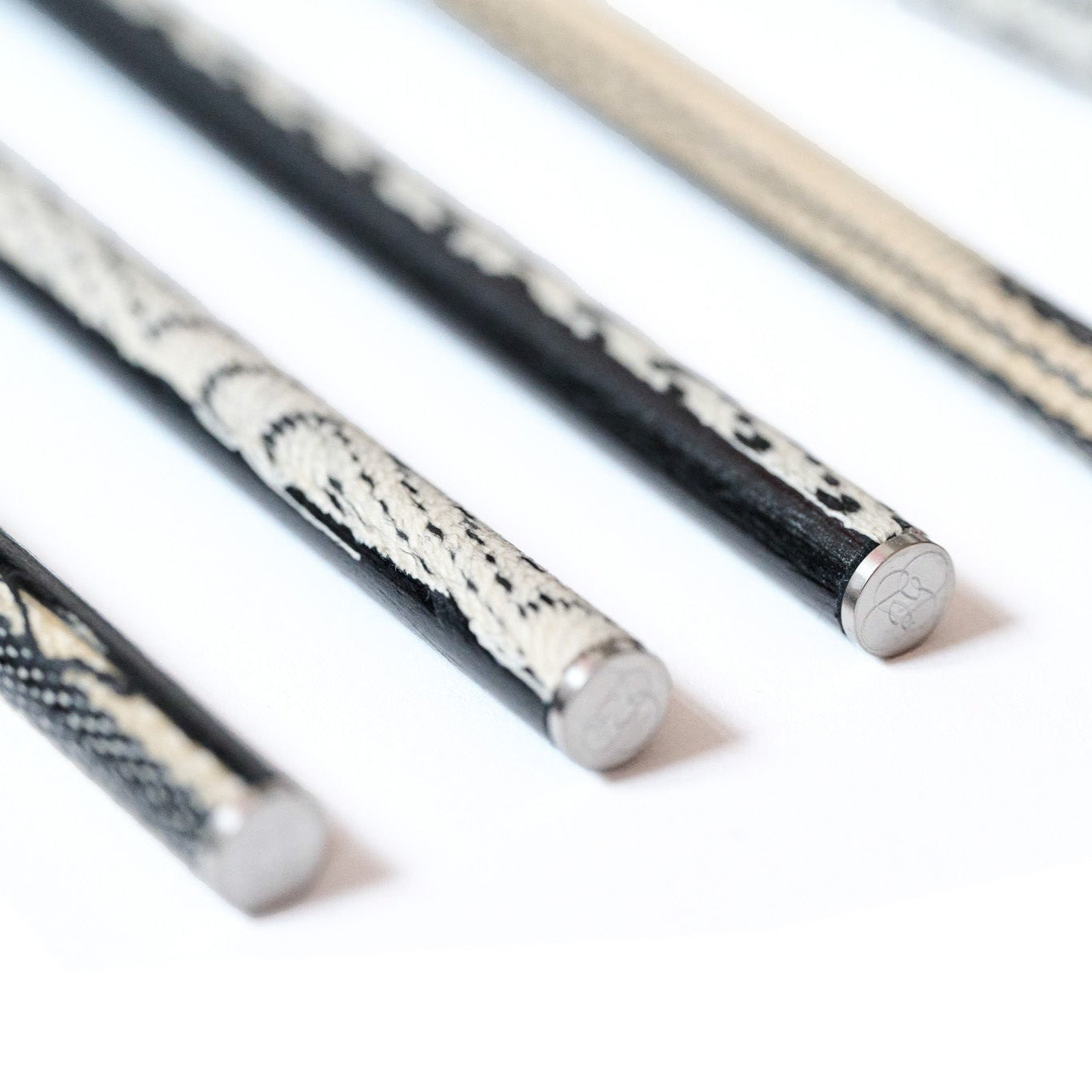 FANCY PEN — SHADOW&LIGHT